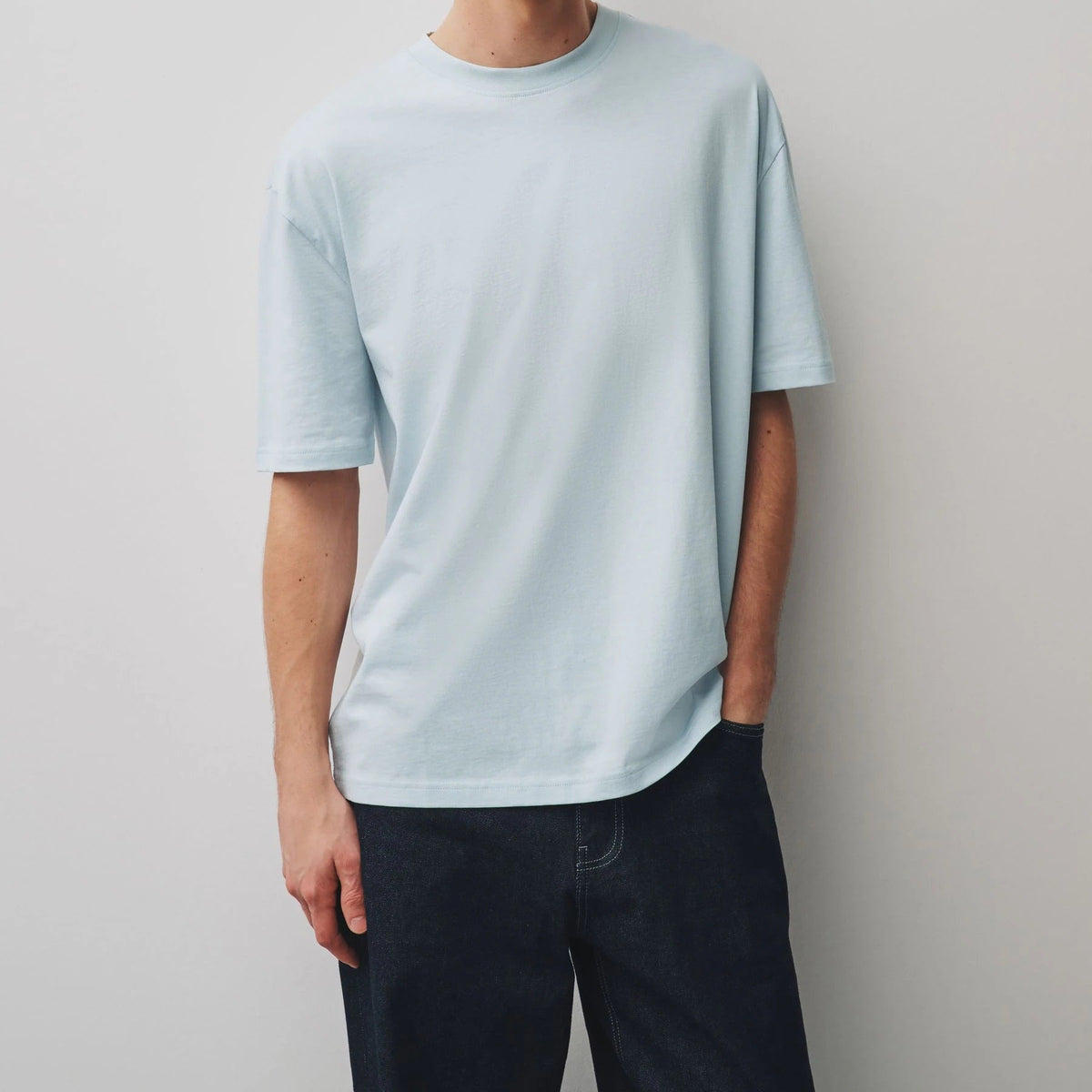 Men's Light Blue Loose Fit Crew Neck Short Sleeve T Shirt